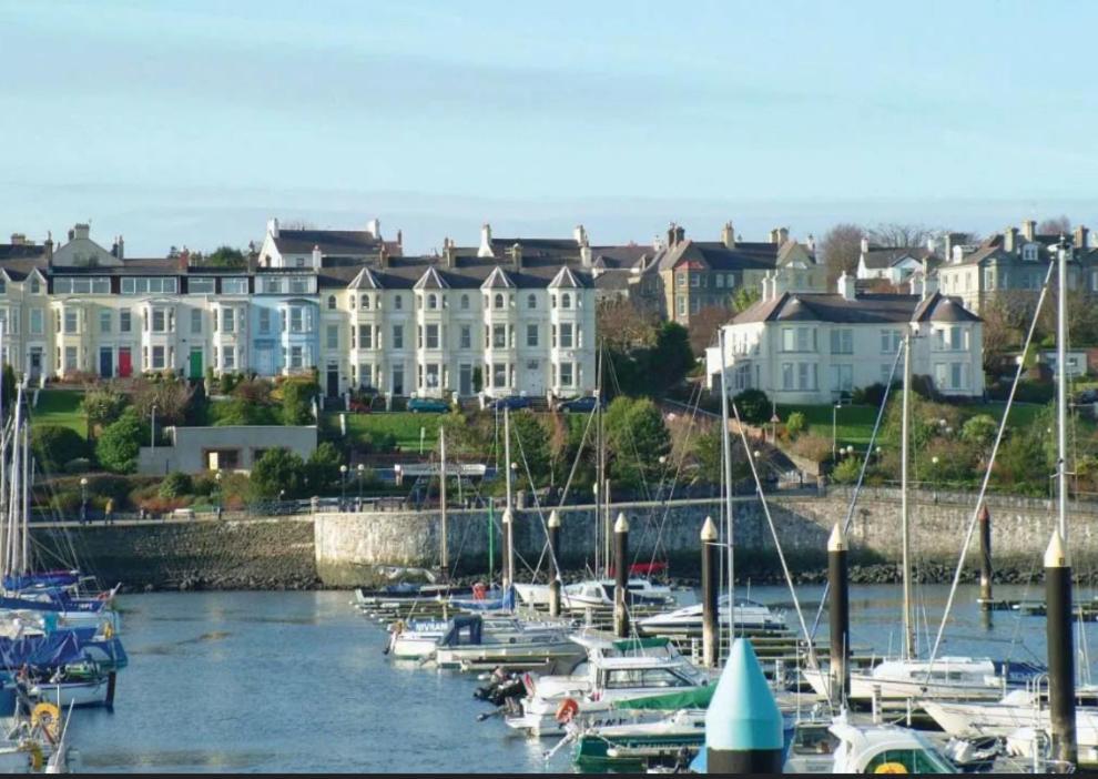 Lilas Bangor Ni Esterno foto